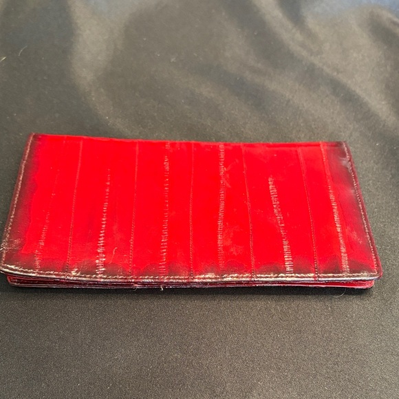 Eel Skin Red Wallet - Picture 1 of 5